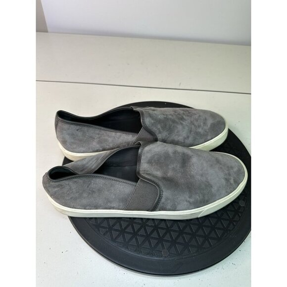 VINCE. Gray Suede Causal Slip On Sneaker Sz 8M / 38.5 - Picture 1 of 12
